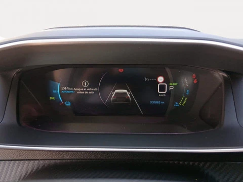 Peugeot 2008 Eléctrico Allure Pack 100 kW (136 CV)