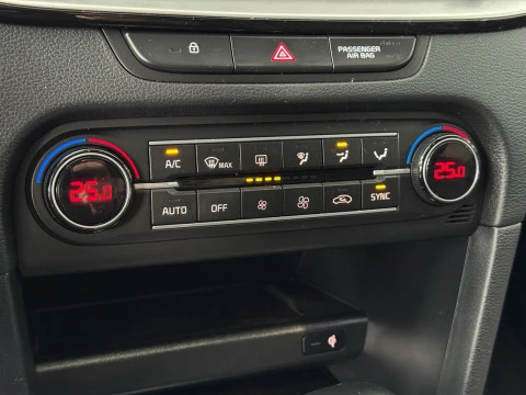 Kia Ceed X 1.6 T-GDi Emotion 150 kW (204 CV) DCT