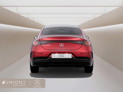 Mercedes-Benz Clase CLA  220 con tecnología híbrida