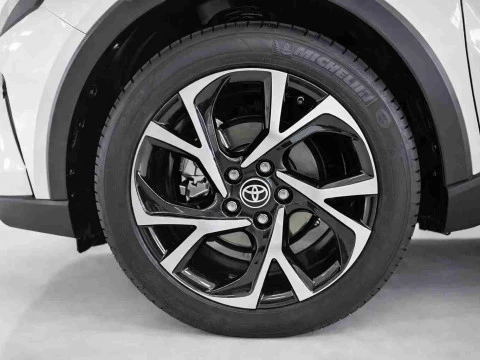 Toyota C-HR 1.8 125H Advance
