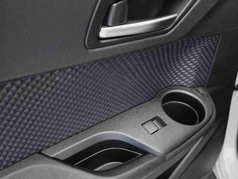 Toyota C-HR 1.8 125H Advance