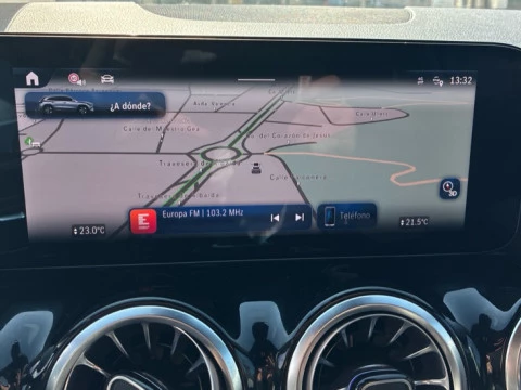 Mercedes-Benz GLA  250 e