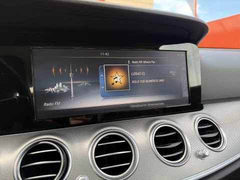 Mercedes-Benz Clase E 300 180 kW (245 CV)