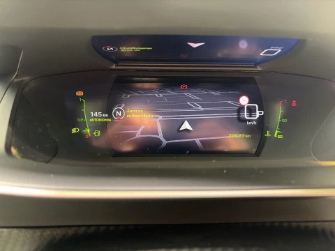 Peugeot 208 PureTech 100 Allure Pack EAT8 75 kW (100 CV)