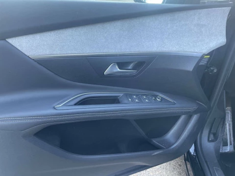 Peugeot 3008 Hybrid 225 e-EAT8 GT Pack