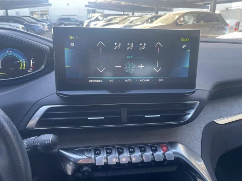 Peugeot 3008 Hybrid 225 e-EAT8 GT Pack