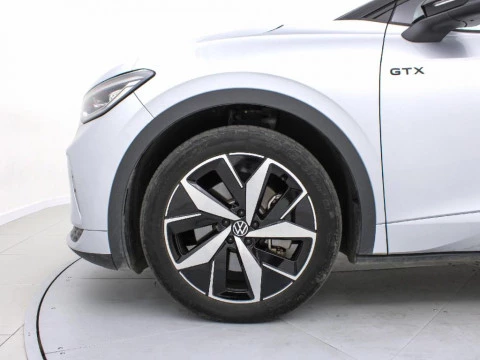 Volkswagen ID.4 BEV 82KWH 220 KW GTX 4WD AUTO 299 5P