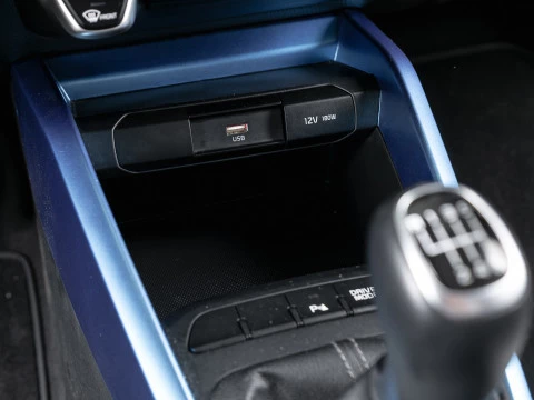 Kia Stonic 1.0 T-GDi 74kW MHEV MT Style Edition