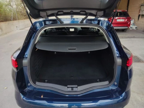 Renault Megane S.T. Business E-TECH Híbrido ench. 117kW