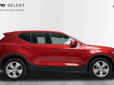 Volvo XC40 1.5 T2 MOMENTUM PRO AUTO 5P