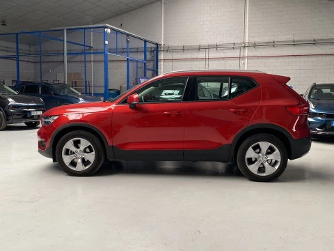 Volvo XC40 1.5 T2 MOMENTUM PRO AUTO 5P