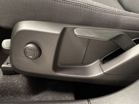 Volvo XC40 1.5 T2 MOMENTUM PRO AUTO 5P