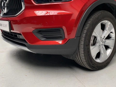 Volvo XC40 1.5 T2 MOMENTUM PRO AUTO 5P