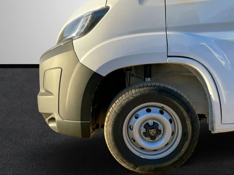 Peugeot Boxer Furgón 3.5 L2H2 BlueHDi 140 S&S 6v MAN