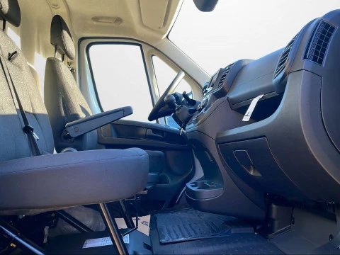 Peugeot Boxer Furgón 3.5 L2H2 BlueHDi 140 S&S 6v MAN