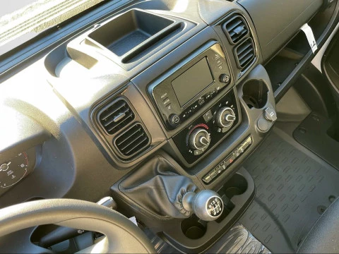 Peugeot Boxer Furgón 3.5 L2H2 BlueHDi 140 S&S 6v MAN