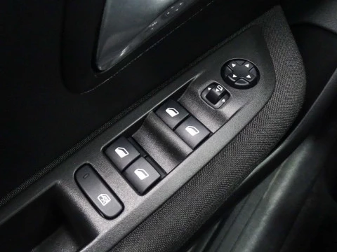 Peugeot e-208 Electrico Active Pack