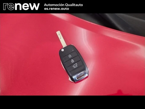 Kia Stonic  1.0 T-GDi MHEV Concept 100