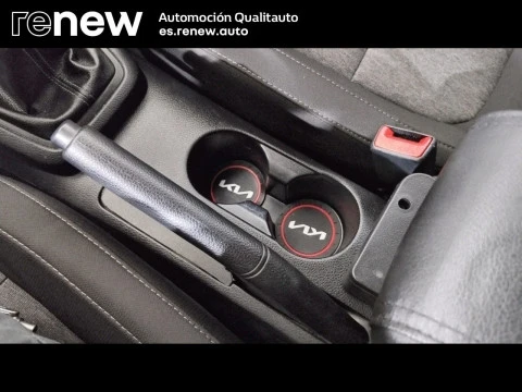 Kia Stonic  1.0 T-GDi MHEV Concept 100