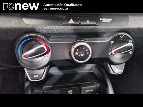 Kia Stonic  1.0 T-GDi MHEV Concept 100