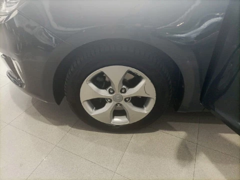 Kia Carens 1.7 CRDi VGT 115CV Concept Eco-Dynam 5pl