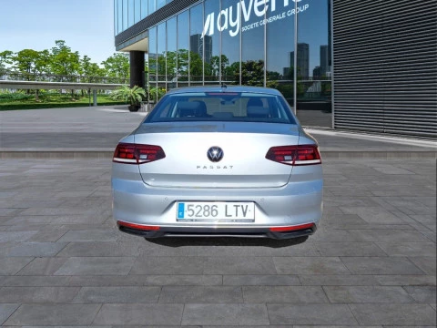 Volkswagen Passat Business 2.0 TDI 110kW (150CV)