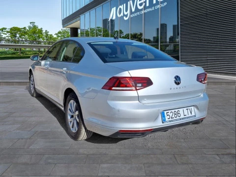 Volkswagen Passat Business 2.0 TDI 110kW (150CV)