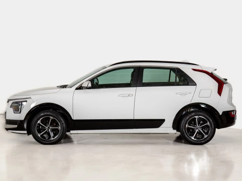 Kia Niro 1.6 GDi HEV 104kW (141CV) Drive