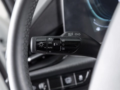 Kia Niro 1.6 GDi HEV 104kW (141CV) Drive