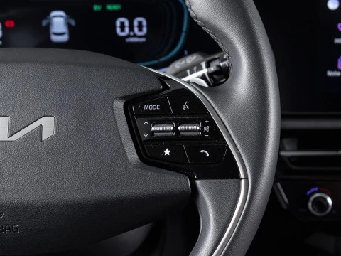 Kia Niro 1.6 GDi HEV 104kW (141CV) Drive