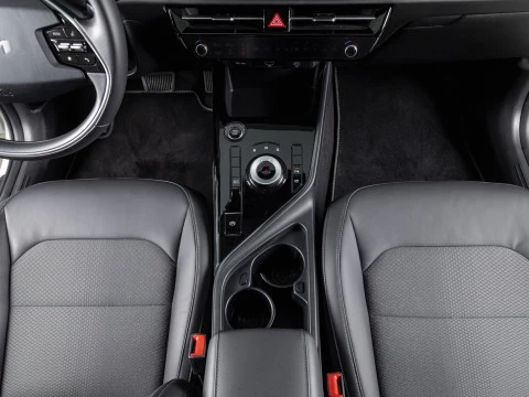 Kia Niro 1.6 GDi HEV 104kW (141CV) Drive