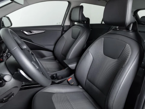 Kia Niro 1.6 GDi HEV 104kW (141CV) Drive