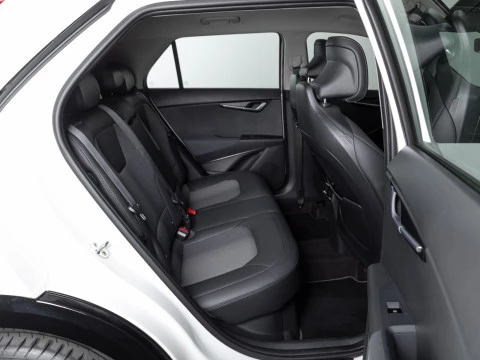 Kia Niro 1.6 GDi HEV 104kW (141CV) Drive