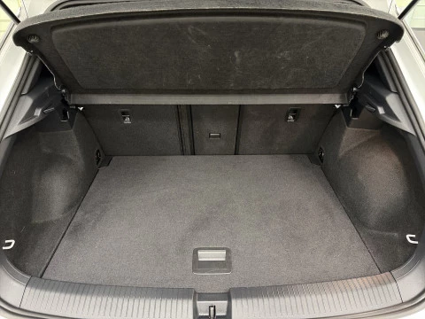 Volkswagen T-Roc R-Line 1.5 TSI 110 kW (150 CV)