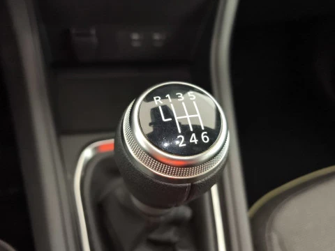 Renault Captur techno Eco-G 100cv (74 kW)