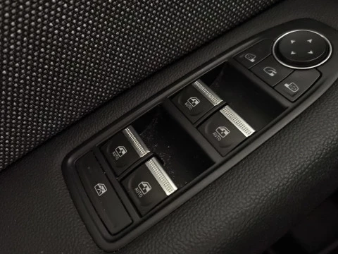 Renault Captur techno Eco-G 100cv (74 kW)