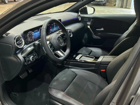 Mercedes-Benz Clase A A 250 e con tecnologia hibrida EQ