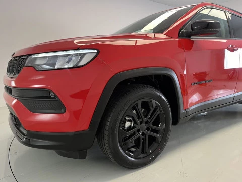 Jeep Compass 1.5 MHEV 96KW NIGHT EAGLE FWD DDCT 130 5P