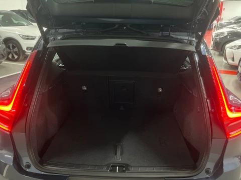 Volvo XC40 XC40 B3 PLUS BLACK EDITION