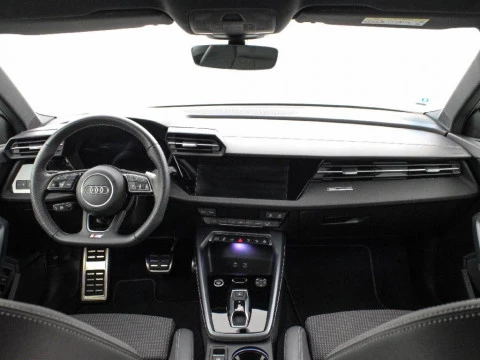 Audi A3 1.5 40 TFSI E S TRONIC GENUINE ED SPBACK 204 5P