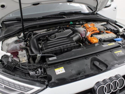 Audi A3 1.5 40 TFSI E S TRONIC GENUINE ED SPBACK 204 5P