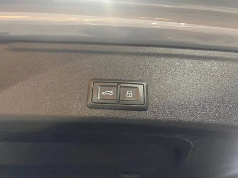 Audi A4 RS4 Avant TFSI 331kW quattro tiptronic