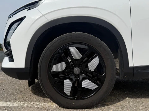 Omoda 5 MY2 - Premium 1.6 TGDI 108kW (14cv)