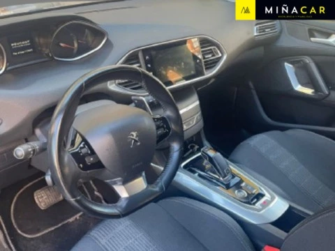 Peugeot 308 PureTech 130 S&S Allure Pack EAT8 96 kW (130 CV)