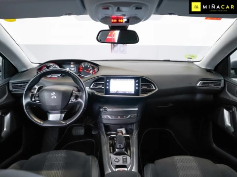 Peugeot 308 PureTech 130 S&S Allure Pack EAT8 96 kW (130 CV)