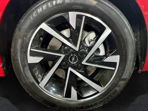 Opel Corsa 1.2T XHLHybrid 81kW GS eDCT