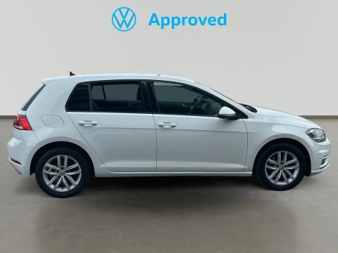 Volkswagen Golf Advance 1.6 TDI