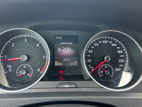 Volkswagen Golf Advance 1.6 TDI