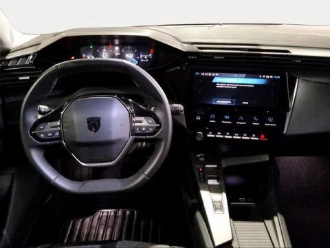 Peugeot 408 Puretech 130 Allure EAT8 96 kW (130 CV)