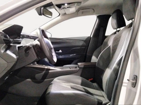 Peugeot 408 Puretech 130 Allure EAT8 96 kW (130 CV)